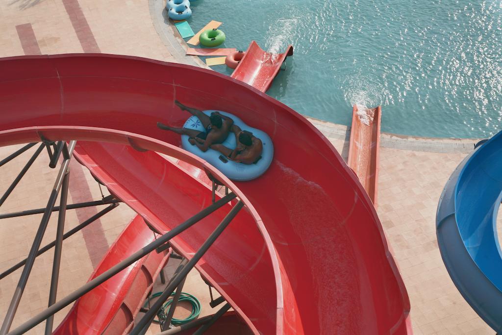 Sentosa Resorts & Water Park Chinchvad Bagian luar foto