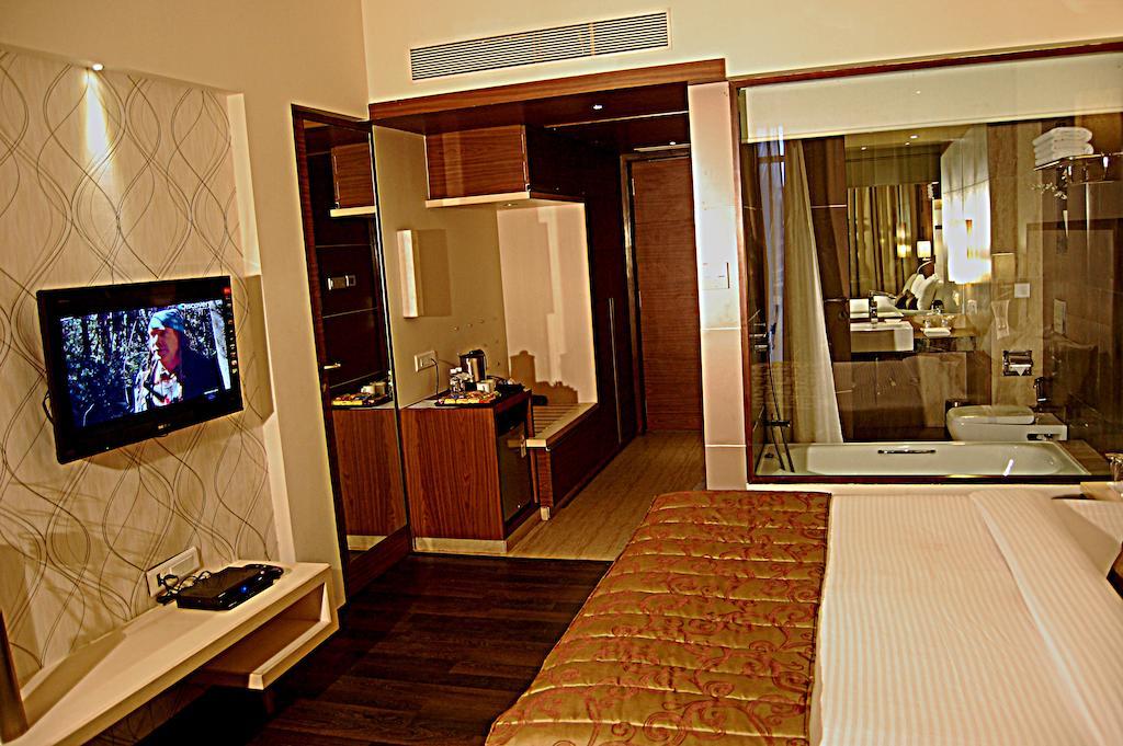Sentosa Resorts & Water Park Chinchvad Ruang foto
